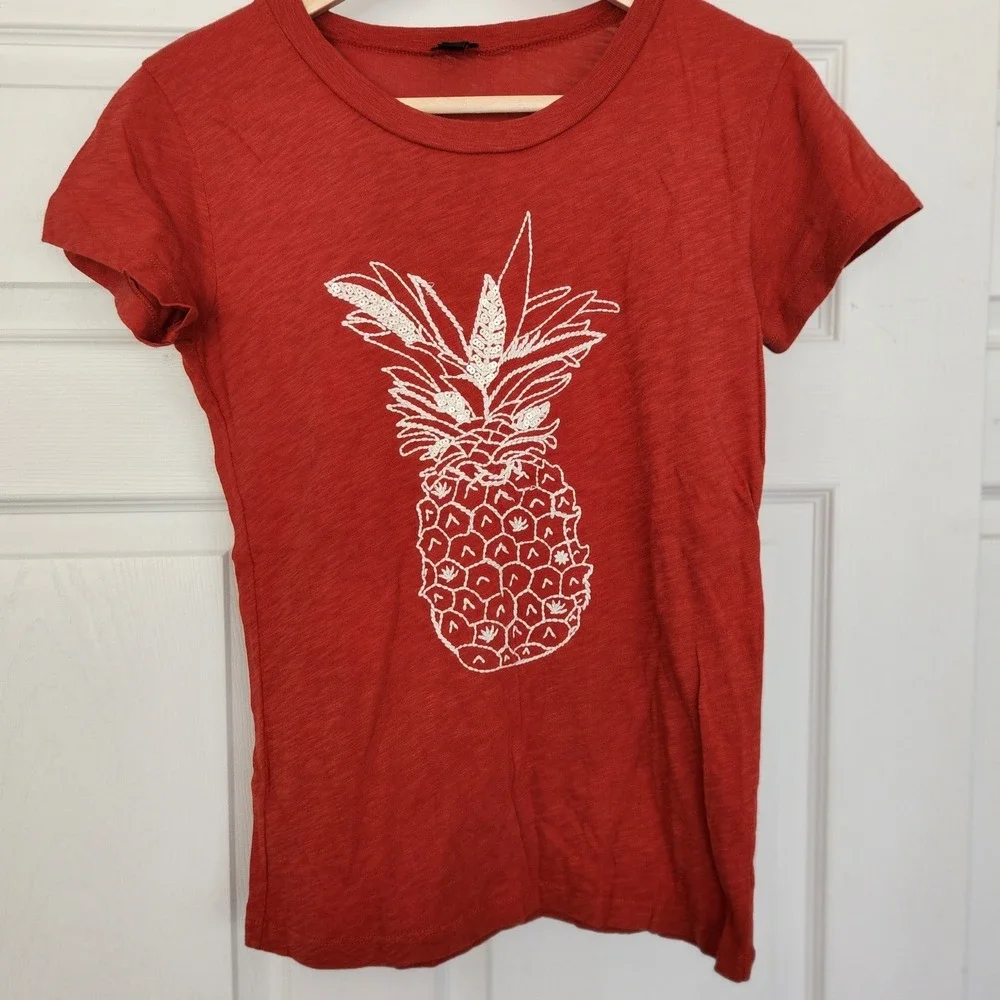 Women's J Crew Collectors Tee with Off White Embroidered Sequins Pineapple Small